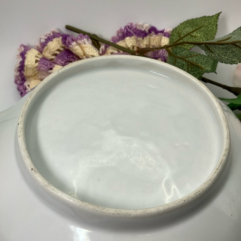 Antique German Scalloped Porcelain Bowl - Picture 8 of 16